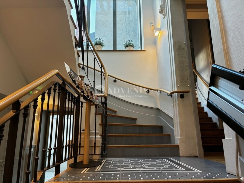 Location Bureaux TOURS (37000) - Photo 2