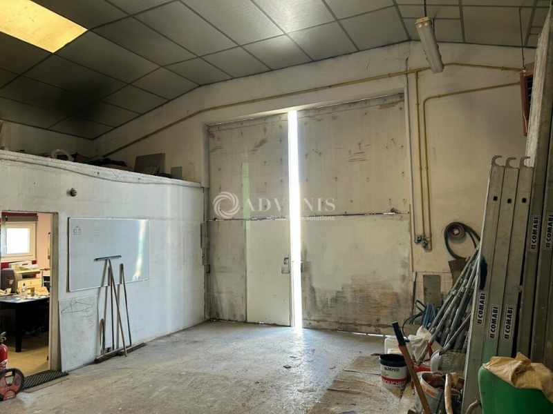 Location Activités Entrepôts JOUÉ-LÈS-TOURS (37300) - Photo 1