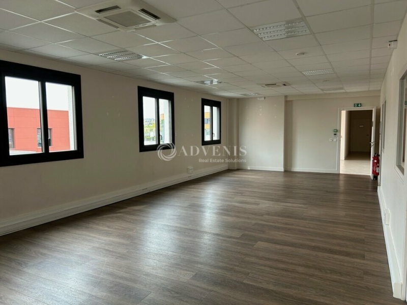 Location Bureaux SAINT AVERTIN (37550) - Photo 4