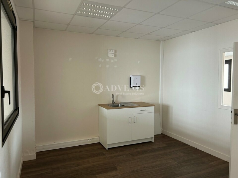 Location Bureaux SAINT AVERTIN (37550) - Photo 9