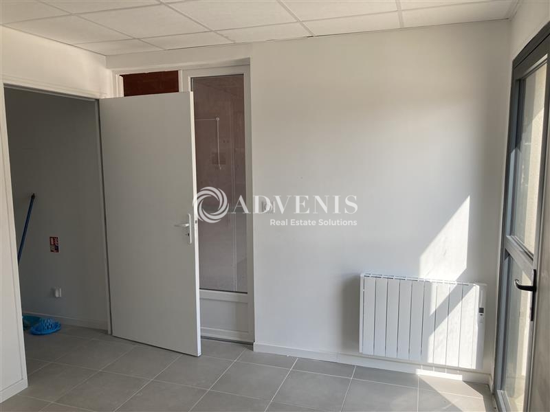 Location Activités Entrepôts SAINT CLAUDE DE DIRAY (41350) - Photo 2