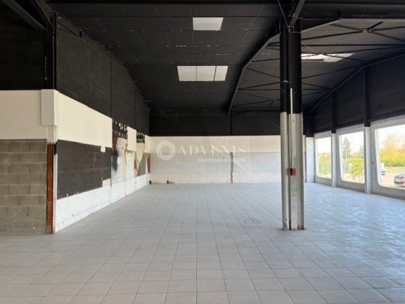 Location Commerces LA CHAUSSEE SAINT VICTOR (41260) - Photo 1