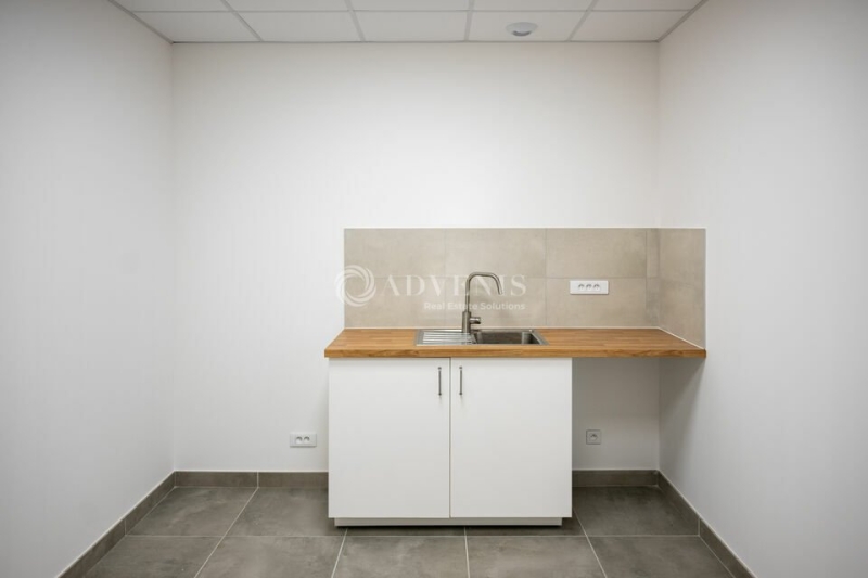 Location Entrepôts NARBONNE (11100) - Photo 14