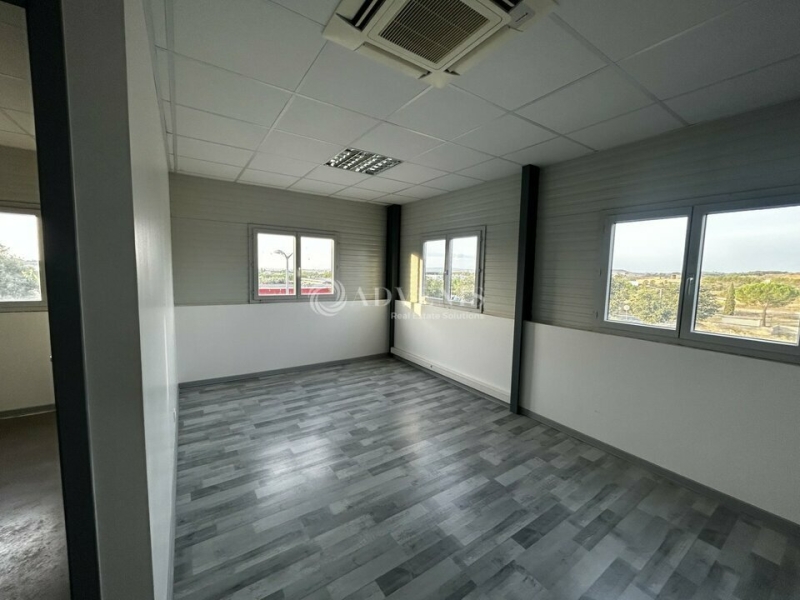 Location Bureaux VENDRES (34350) - Photo 2