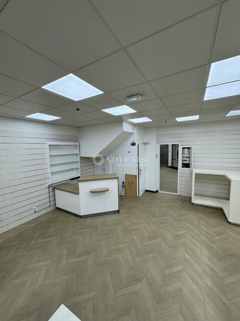 Location Commerces JUVIGNAC (34990) - Photo 4