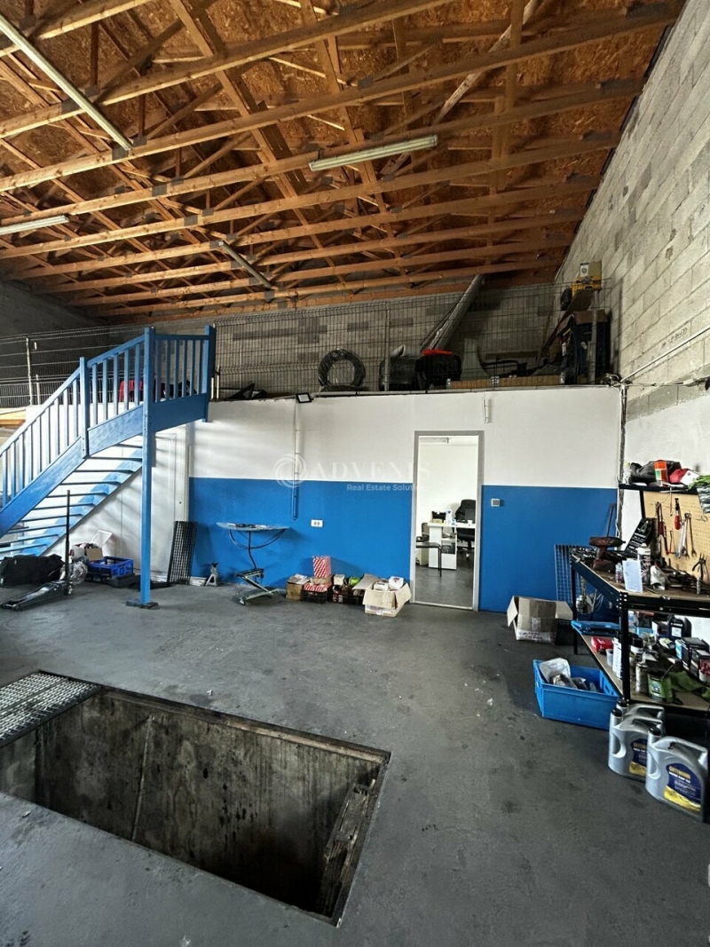 Location Entrepôts MONTREDON-DES-CORBIÈRES (11100) - Photo 1