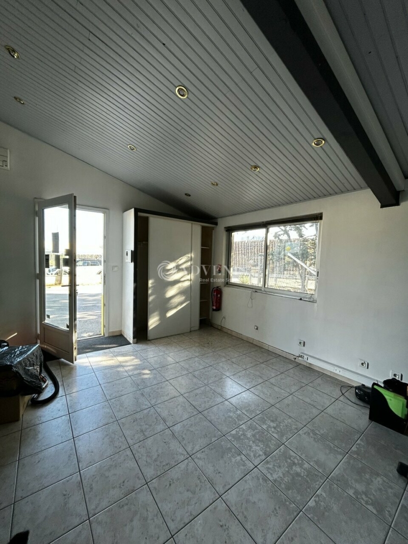 Location Entrepôts NARBONNE (11100) - Photo 6