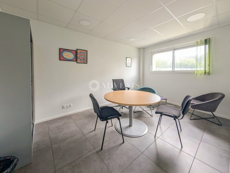 Location Bureaux MELESSE (35520) - Photo 6