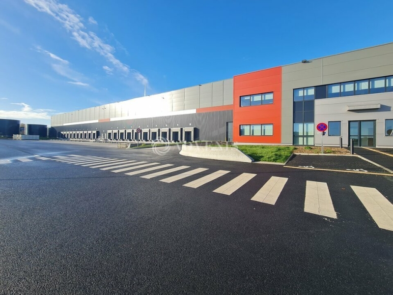 Location Entrepôts PLECHATEL (35470) - Photo 4