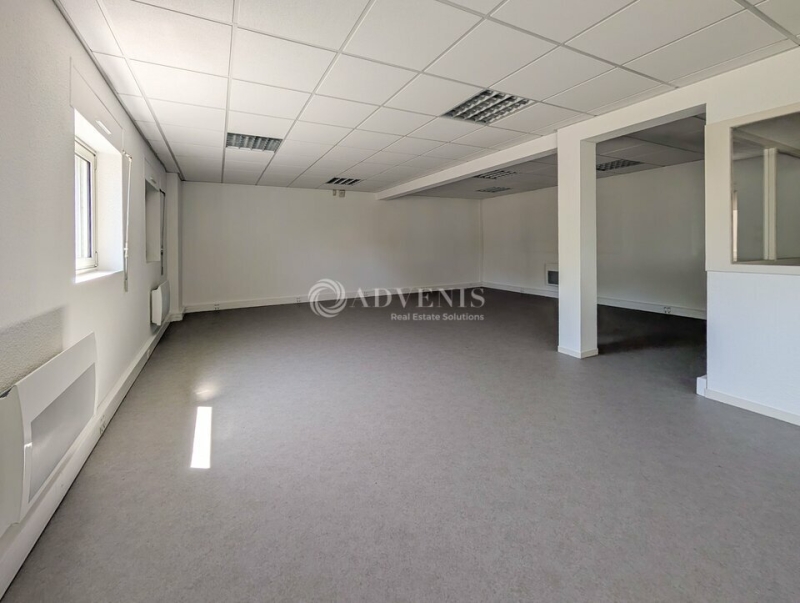 Location Activités Entrepôts VERN SUR SEICHE (35770) - Photo 4