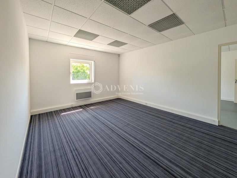 Location Activités Entrepôts VERN SUR SEICHE (35770) - Photo 8