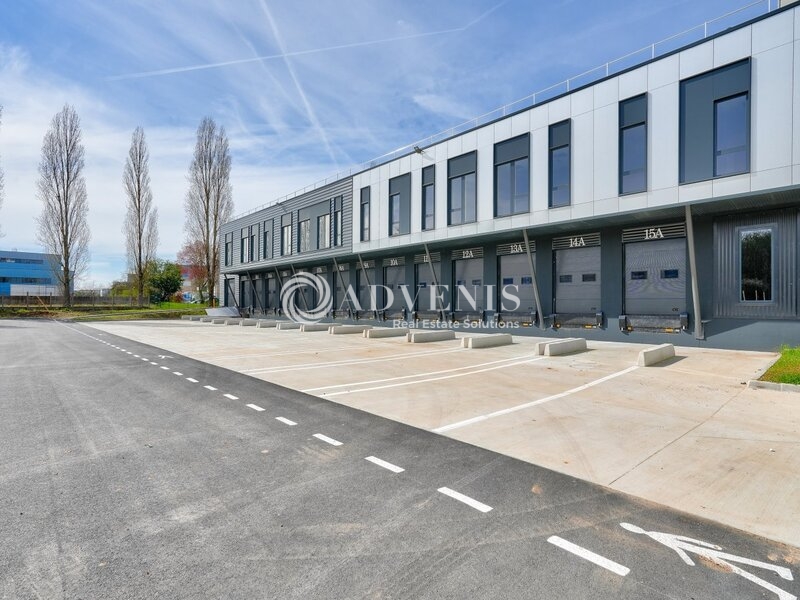 Location Entrepôts TRAPPES (78190) - Photo 1