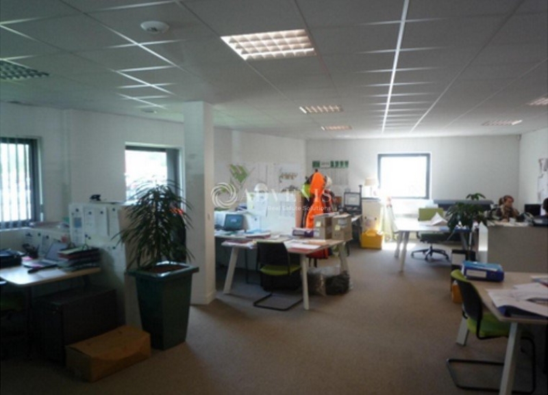 Location Activités Entrepôts MONTIGNY LE BRETONNEUX (78180) - Photo 6