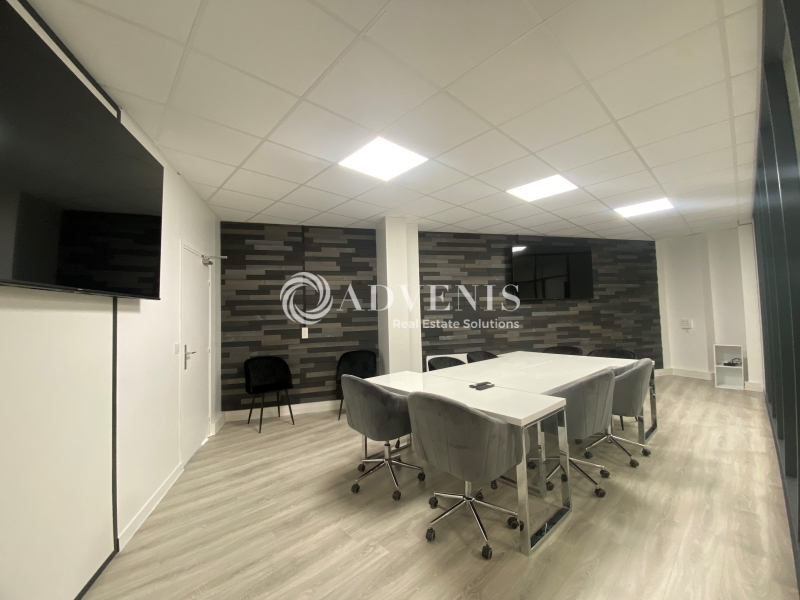 Location Bureaux MONTIGNY LE BRETONNEUX (78180) - Photo 6