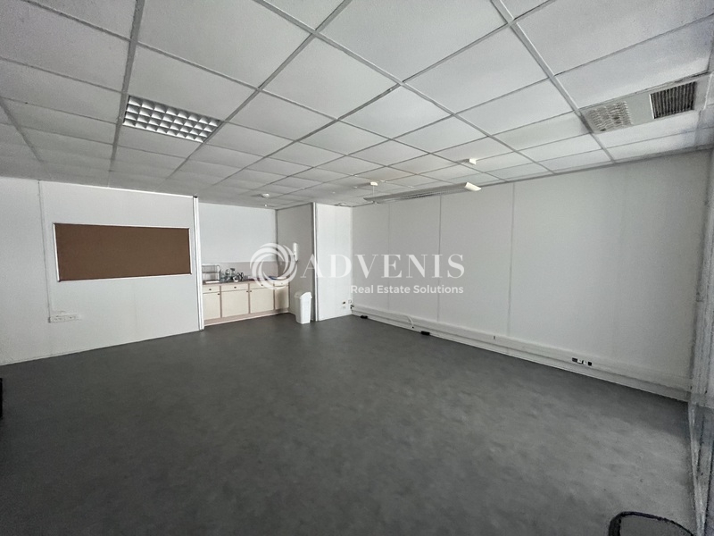 Location Activités Entrepôts TRAPPES (78190) - Photo 6