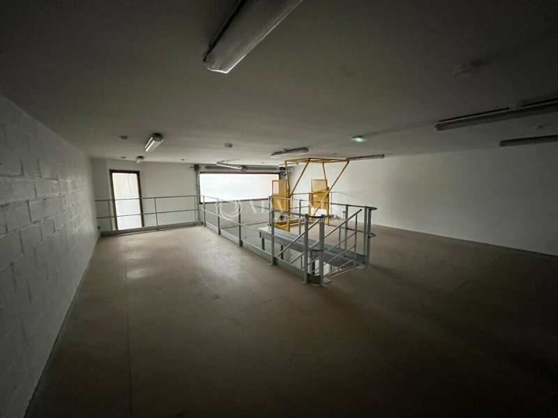 Location Activités Entrepôts VOISINS LE BRETONNEUX (78960) - Photo 6