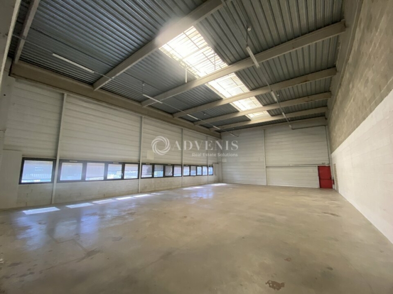 Location Activités Entrepôts TRAPPES (78190) - Photo 2