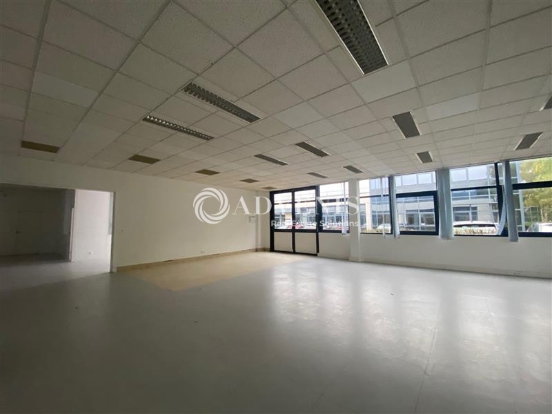 Location Activités Entrepôts SACLAY (91400) - Photo 3