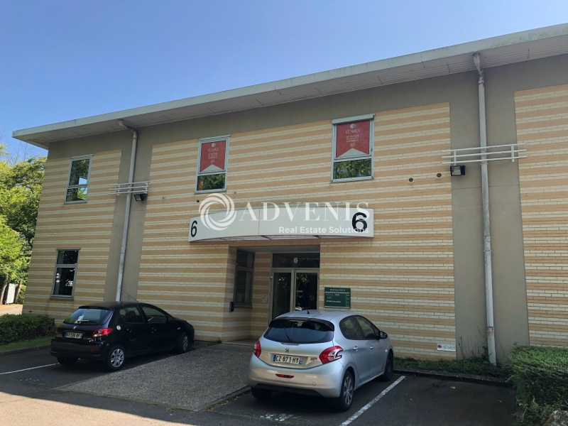 Vente Utilisateur Bureaux VOISINS LE BRETONNEUX (78960) - Photo 1