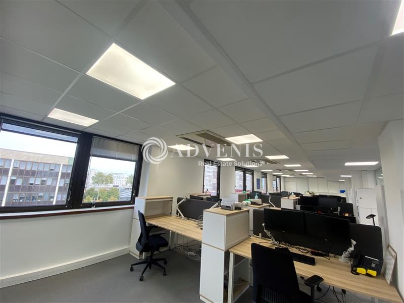 Location Bureaux MONTIGNY LE BRETONNEUX (78180) - Photo 5