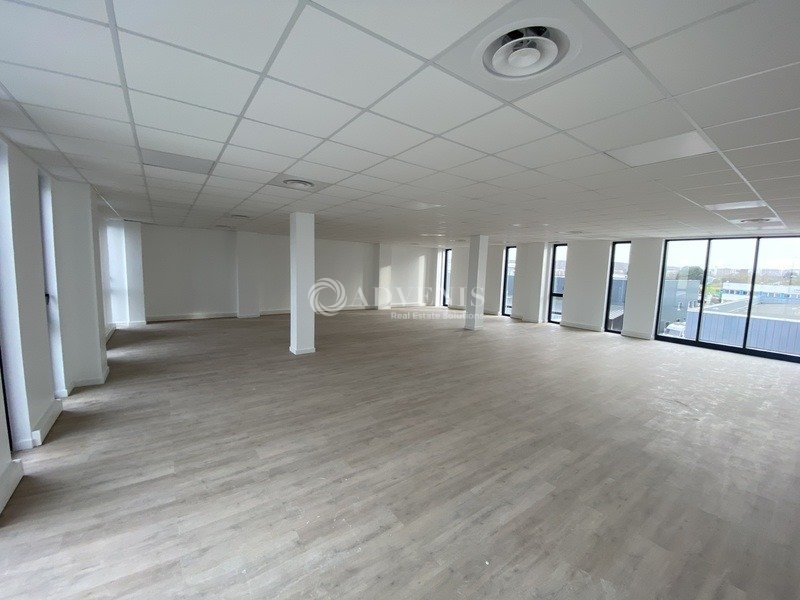 Location Bureaux PLAISIR (78370) - Photo 14