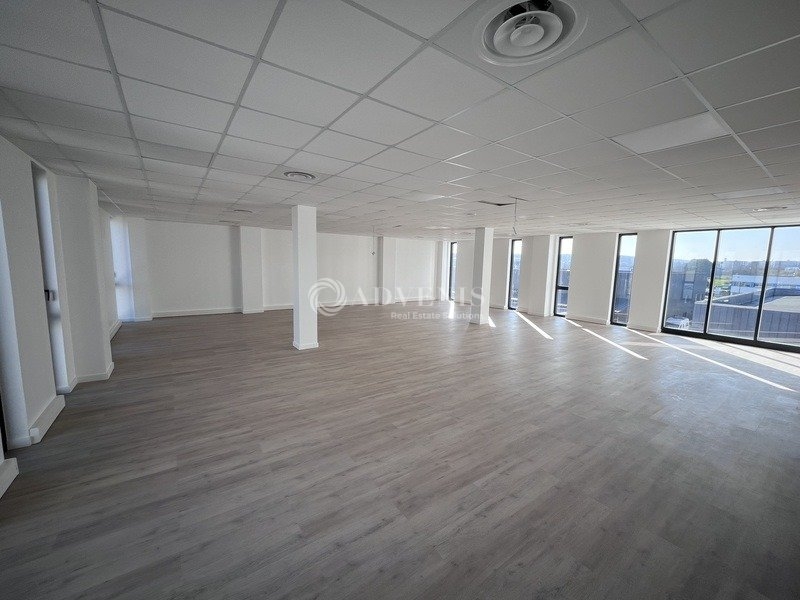 Location Bureaux PLAISIR (78370) - Photo 15