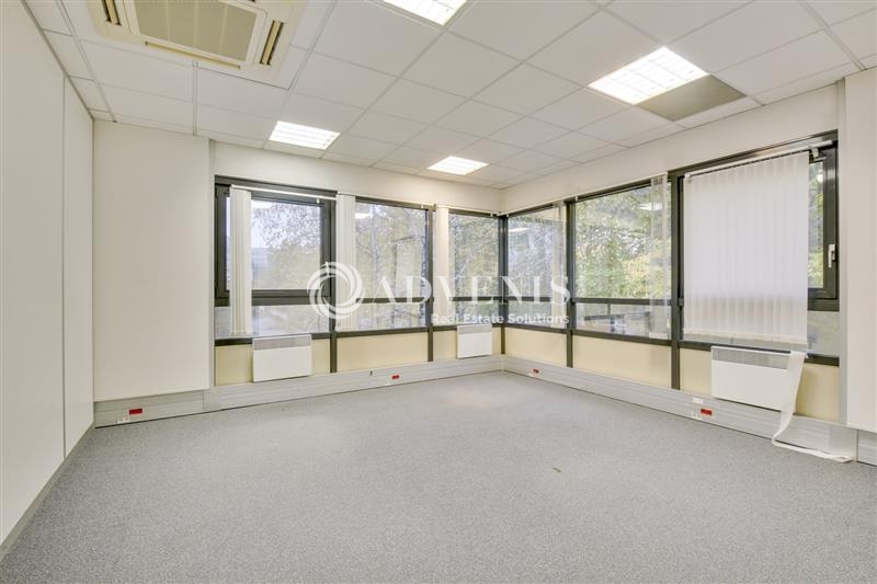 Location Bureaux GUYANCOURT (78280) - Photo 3