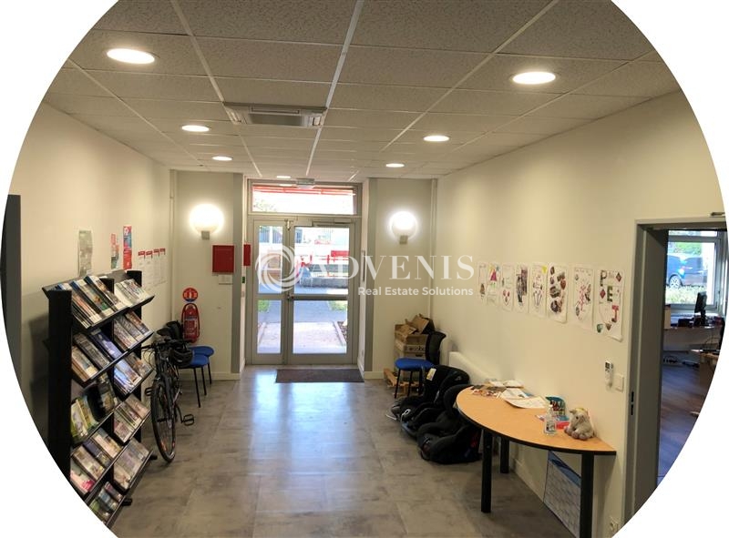 Location Bureaux TRAPPES (78190) - Photo 6