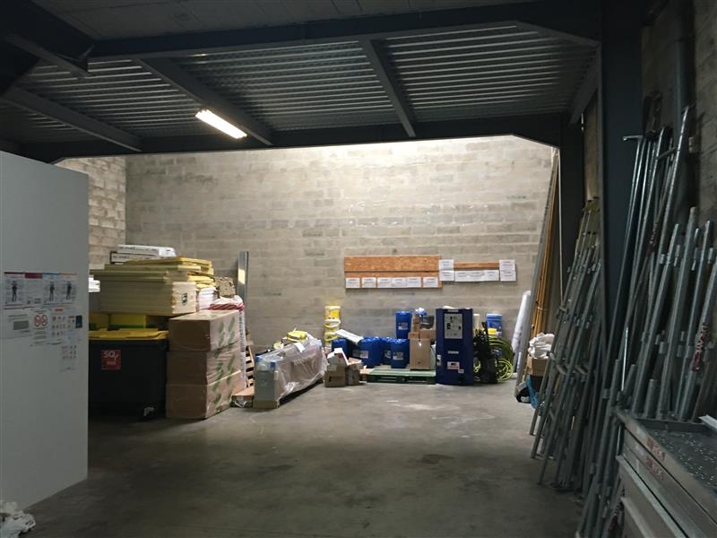 Location Activités Entrepôts ELANCOURT (78990) - Photo 2