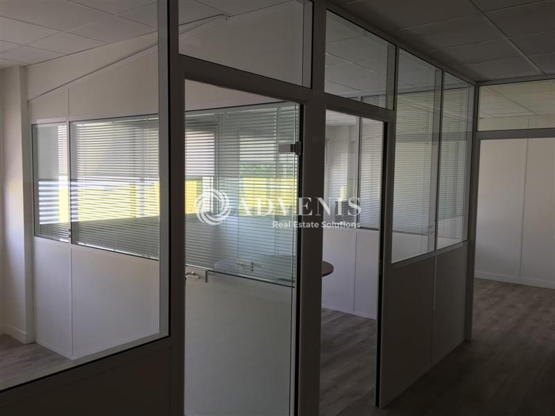 Location Bureaux TRAPPES (78190) - Photo 2