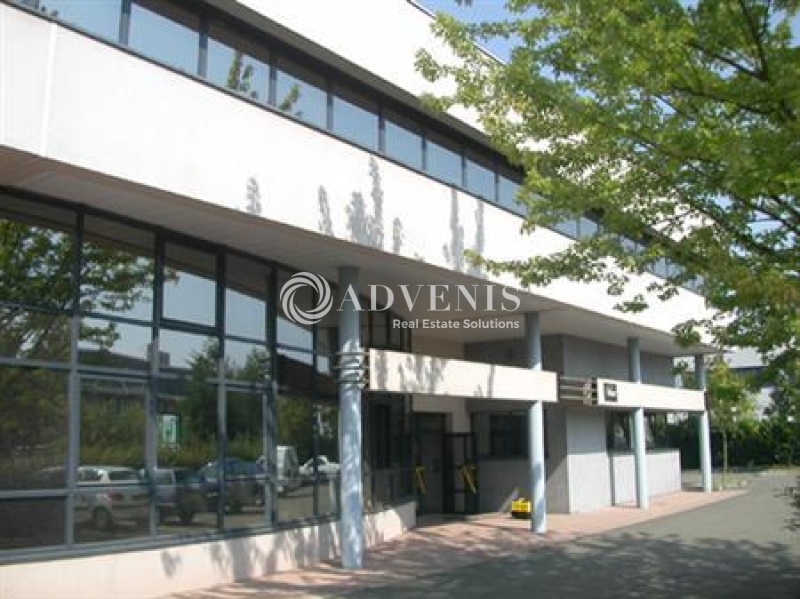 Vente Utilisateur Bureaux PLAISIR (78370) - Photo 2