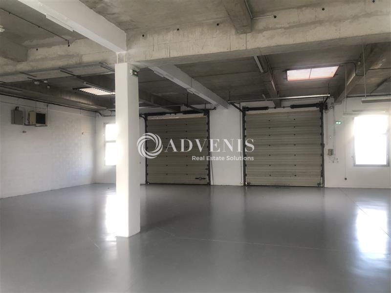 Location Activités Entrepôts LA VERRIERE (78320) - Photo 2