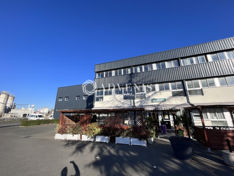 Vente Utilisateur Bureaux TRAPPES (78190) - Photo 2