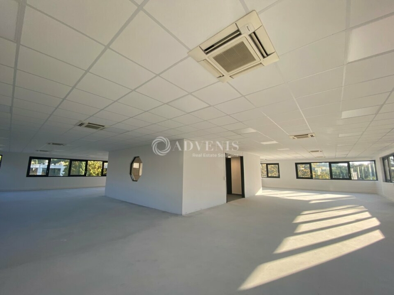 Location Bureaux et activités légères GUYANCOURT (78280) - Photo 5