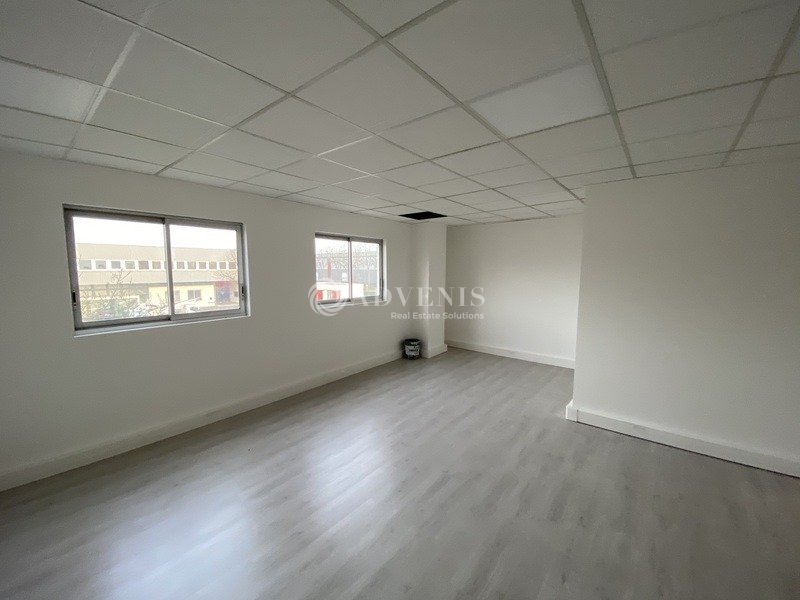 Vente Utilisateur Bureaux TRAPPES (78190) - Photo 6