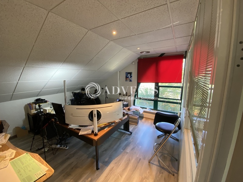 Location Bureaux TRAPPES (78190) - Photo 4