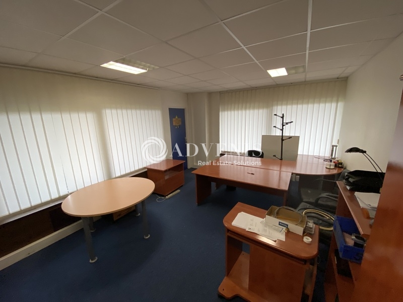 Location Bureaux TRAPPES (78190) - Photo 3