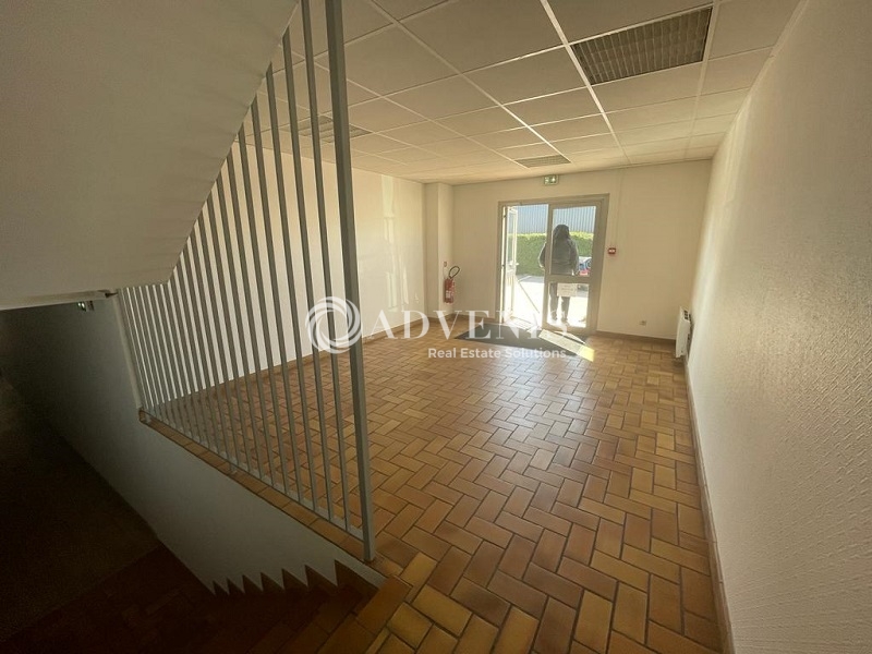 Location Bureaux PLAISIR (78370) - Photo 4