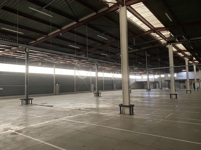 Location Entrepôts BUC (78530) - Photo 7