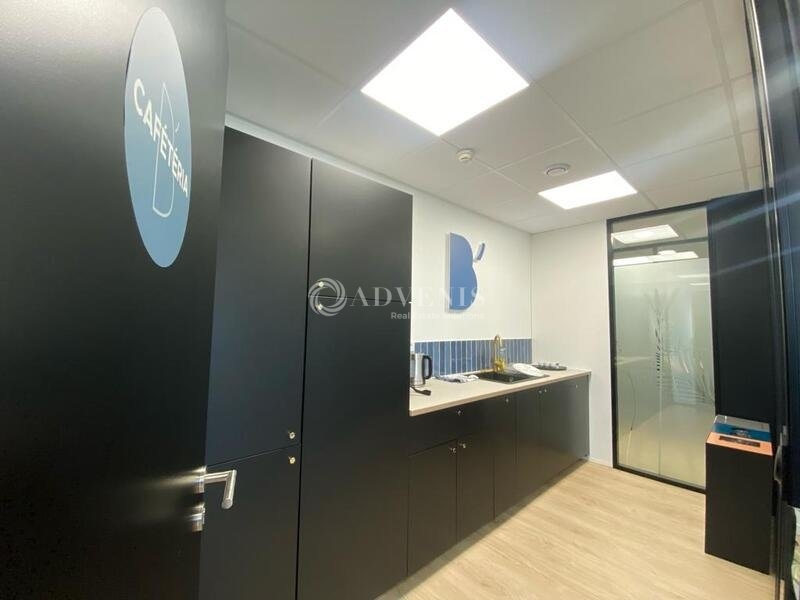 Location Bureaux ELANCOURT (78990) - Photo 6