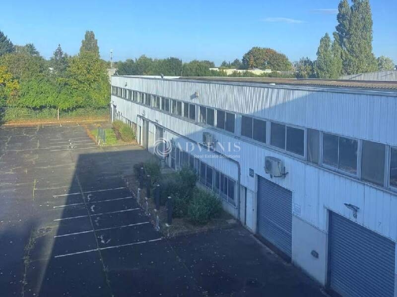 Location Entrepôts BUC (78530) - Photo 7