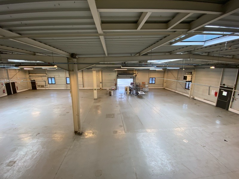 Vente Investisseur Entrepôts TRAPPES (78190) - Photo 2