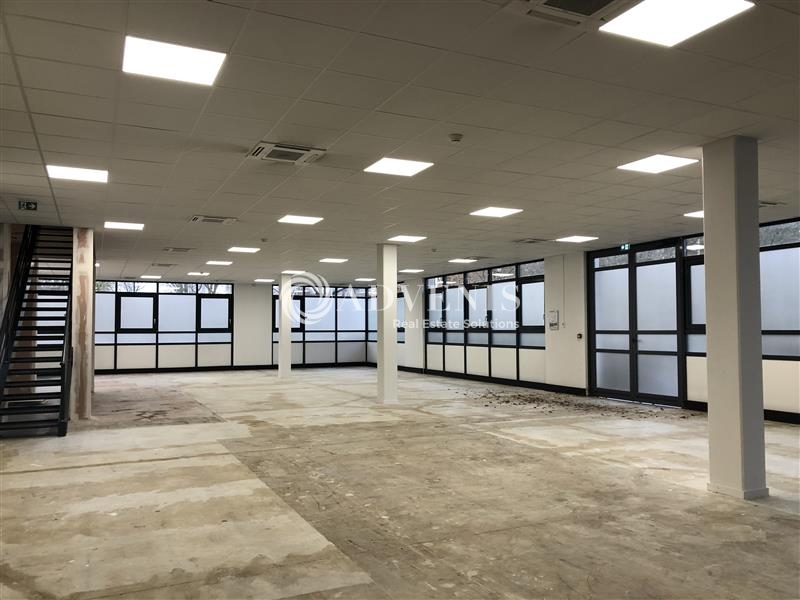 Location Bureaux et activités légères GUYANCOURT (78280) - Photo 3