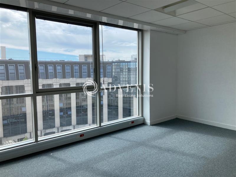 Location Bureaux MONTIGNY LE BRETONNEUX (78180) - Photo 8