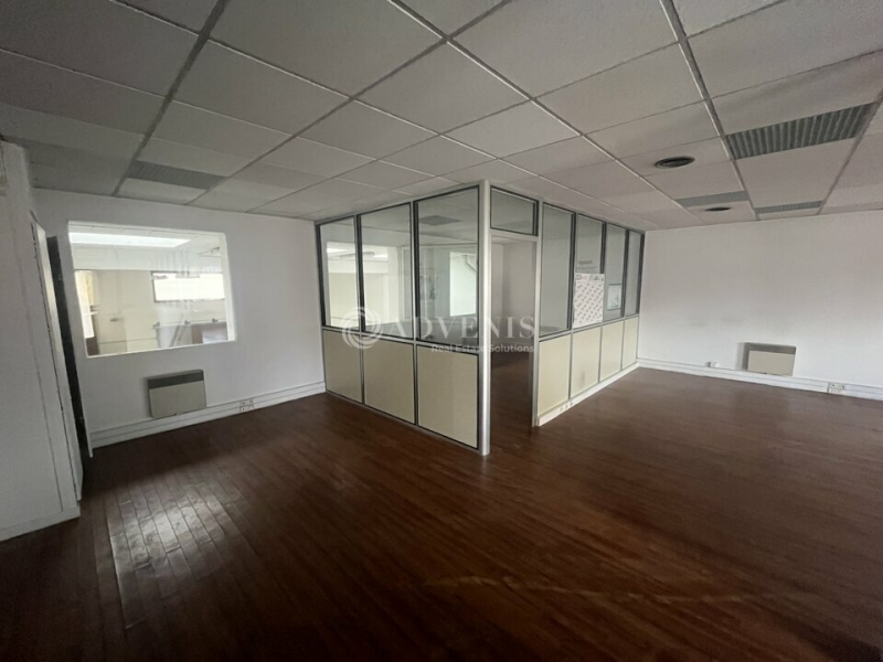 Location Activités Entrepôts VOISINS LE BRETONNEUX (78960) - Photo 4