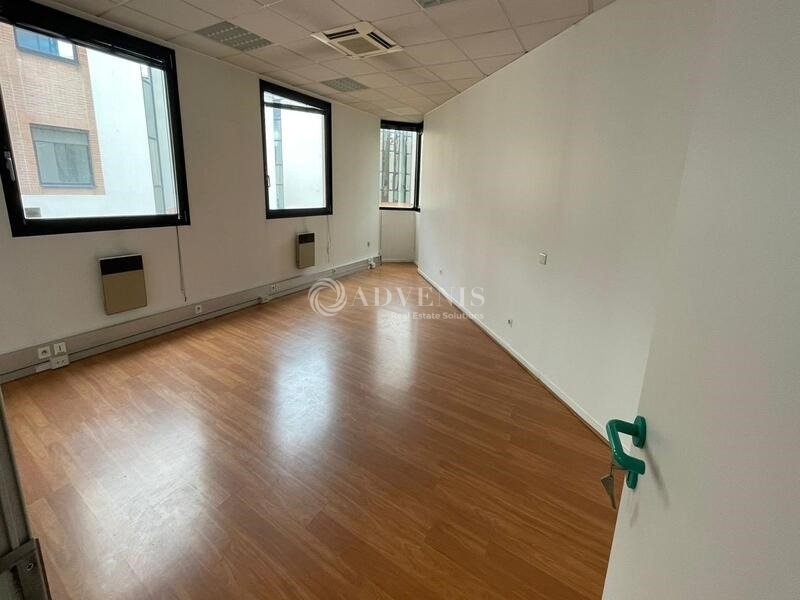 Vente Investisseur Bureaux JOUY EN JOSAS (78350) - Photo 4