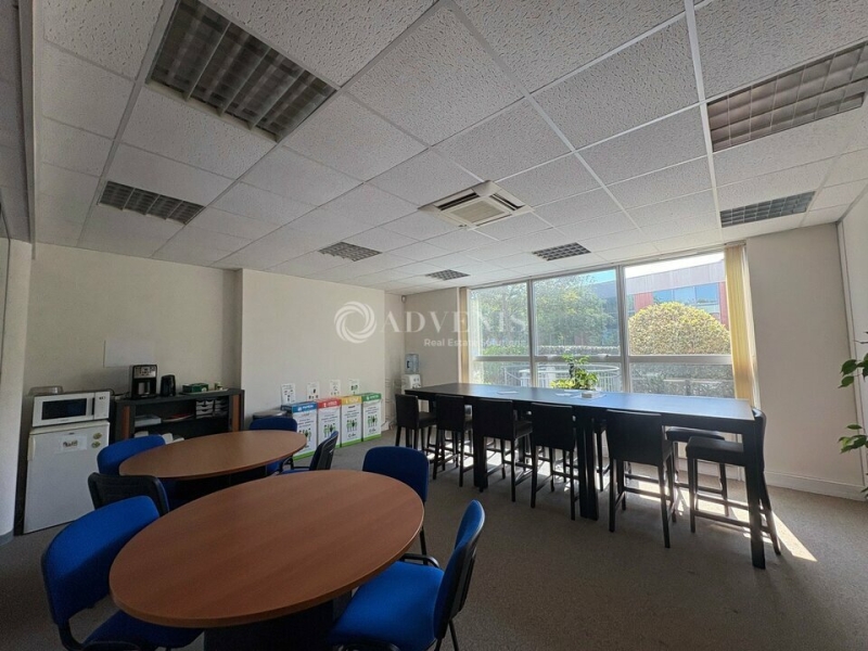 Location Bureaux GUYANCOURT (78280) - Photo 6