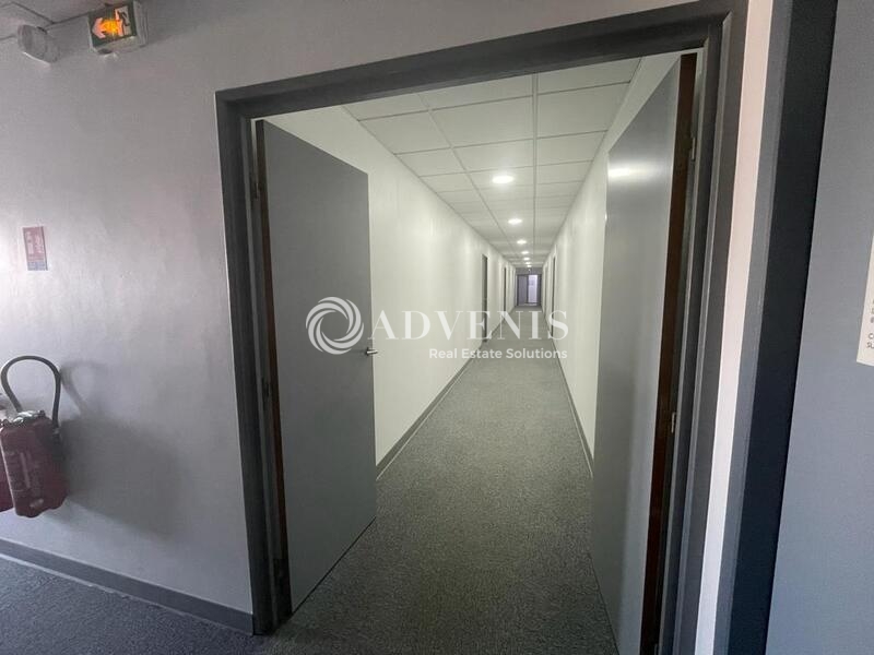 Location Bureaux PLAISIR (78370) - Photo 4