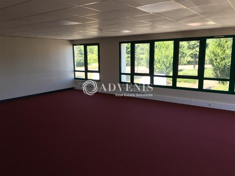 Location Bureaux TRAPPES (78190) - Photo 4