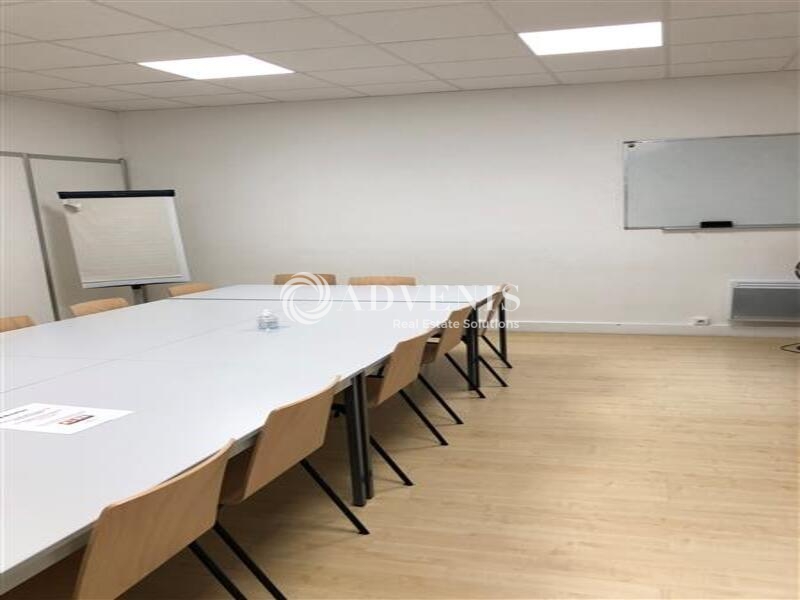 Location Bureaux et activités légères MONTIGNY LE BRETONNEUX (78180) - Photo 8